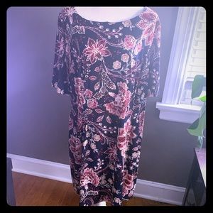Floral stretch dress